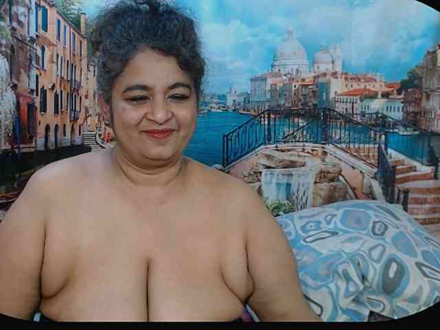 Indianstar75 webcam