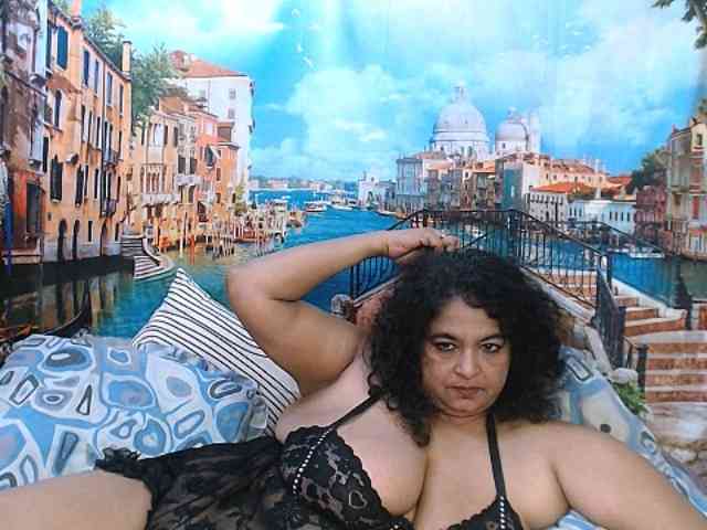 Indianstar75 webcam