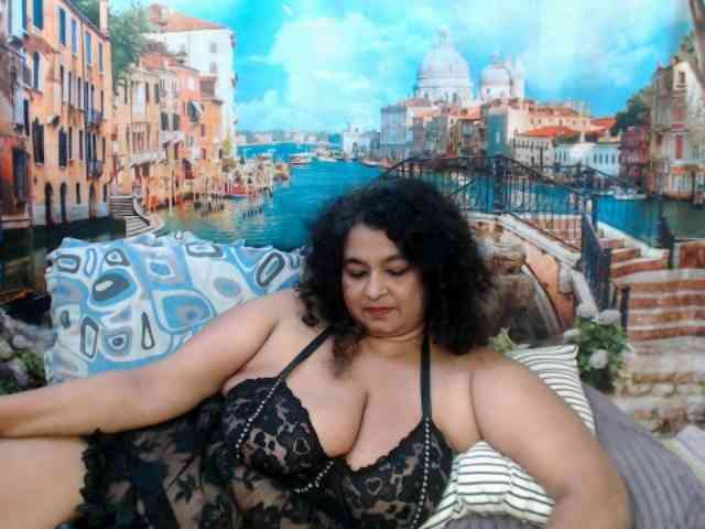 Indianstar75 webcam