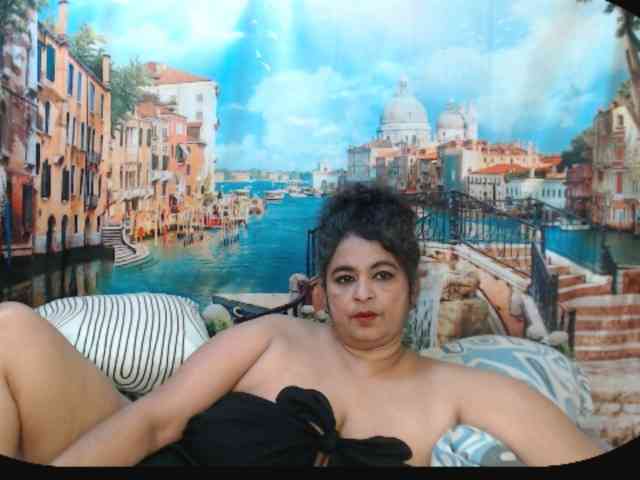 Indianstar75 webcam
