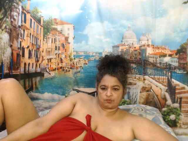 Indianstar75 webcam