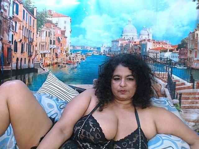 Indianstar75 webcam