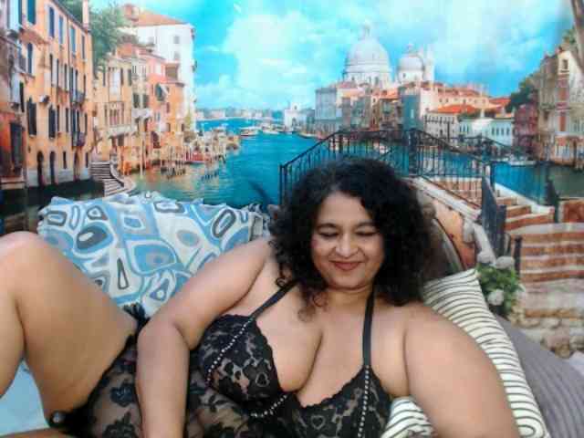 Indianstar75 webcam