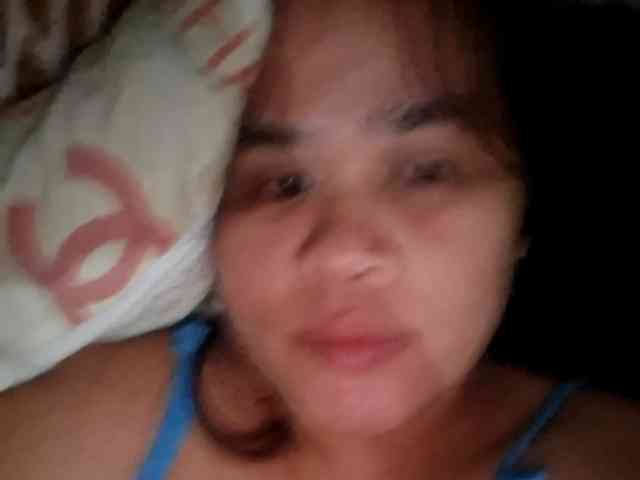 Rubie143 webcam