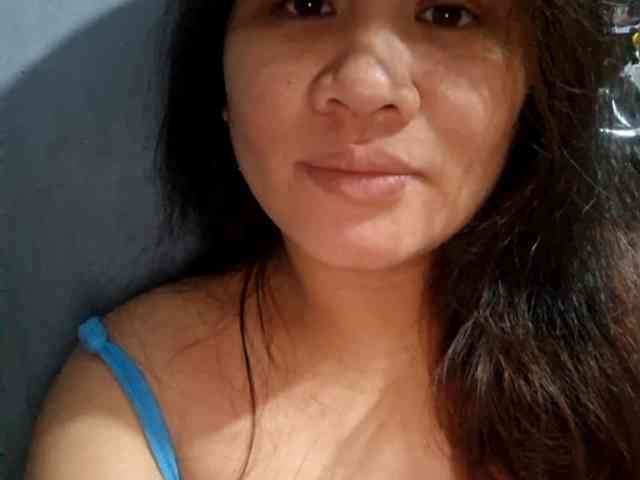 Rubie143 webcam