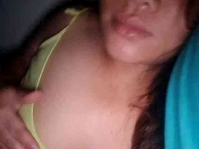 Rubie143 webcam