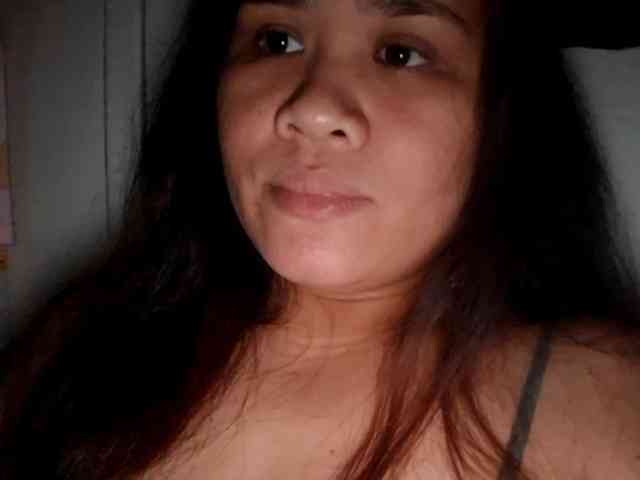 Rubie143 webcam