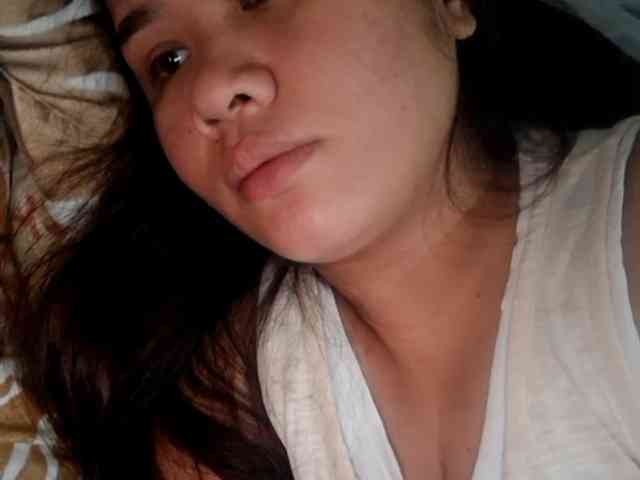 Rubie143 webcam
