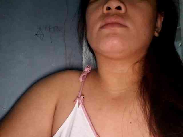 Rubie143 webcam