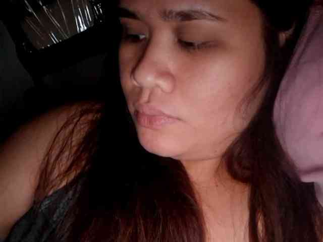 Rubie143 webcam
