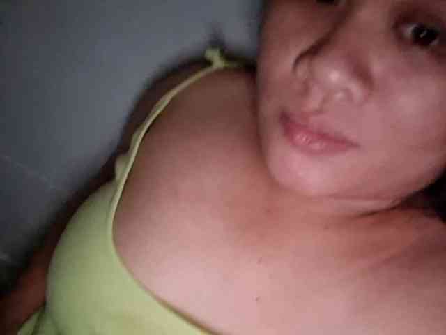 Rubie143 webcam