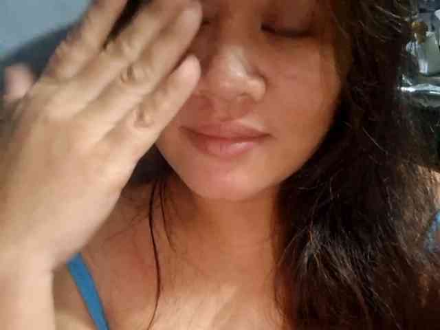 Rubie143 webcam