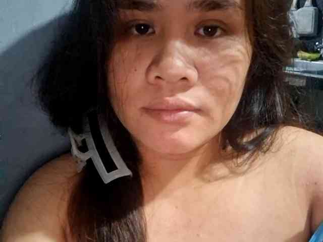 Rubie143 webcam
