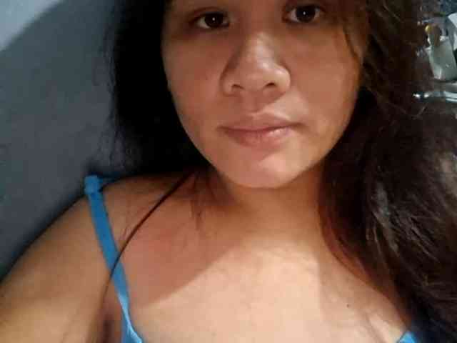Rubie143 webcam