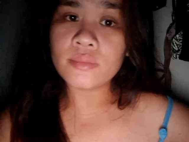 Rubie143 webcam