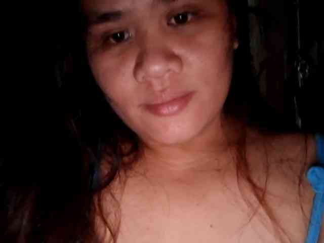 Rubie143 webcam