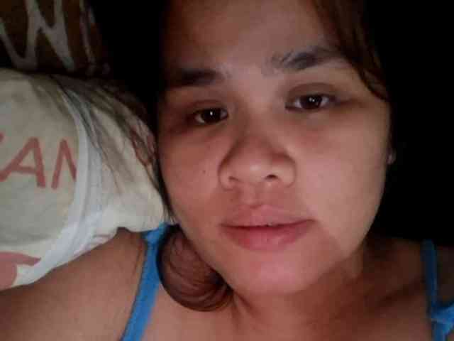 Rubie143 webcam