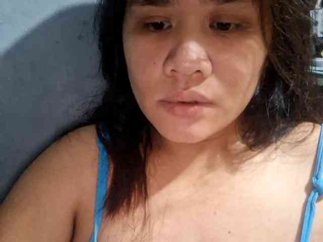 Rubie143 webcam