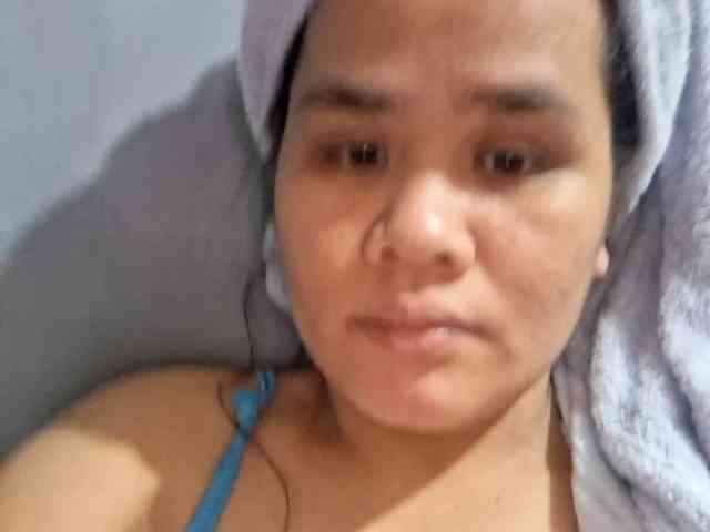 Rubie143 webcam