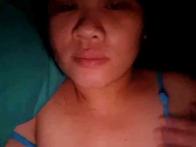 Rubie143 webcam