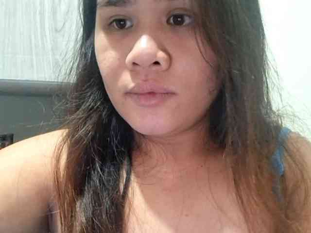 Rubie143 webcam