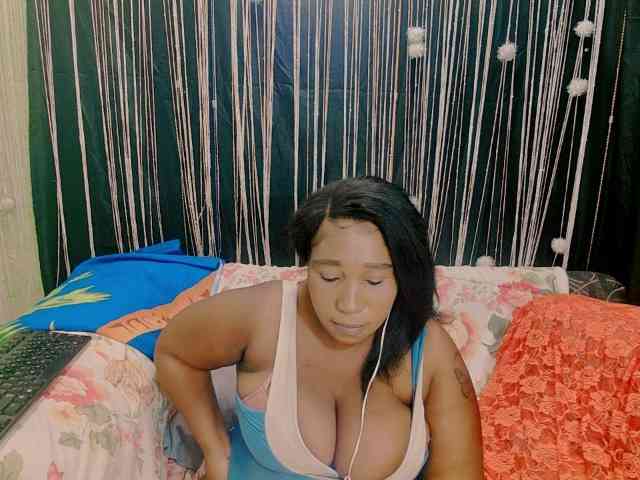 mysticeboney webcam