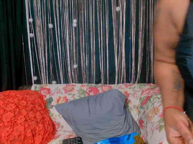 mysticeboney webcam