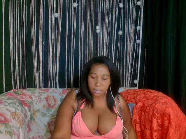 mysticeboney webcam
