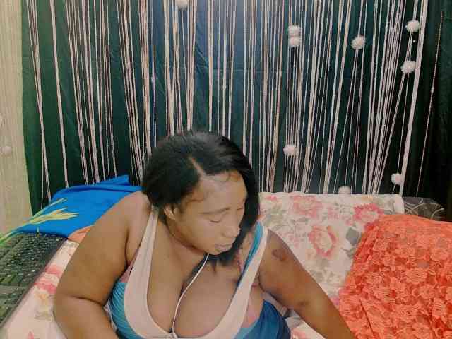 mysticeboney webcam