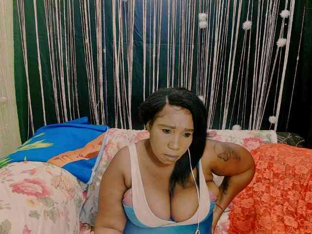 mysticeboney webcam