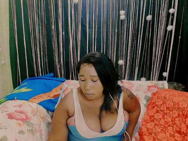 mysticeboney webcam