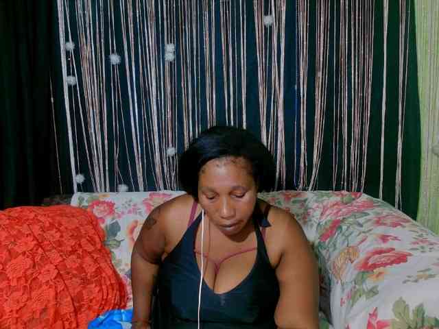 mysticeboney webcam