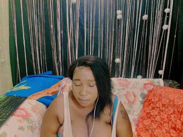 mysticeboney webcam