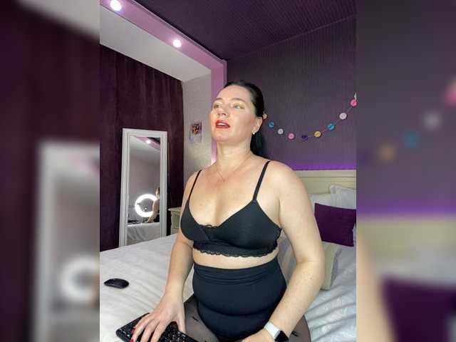 Entrez le videochat erotique avec le
modèle Hungryforme Hungryforme