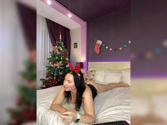 Entra en el chat con el modelo Hungryforme Hungryforme