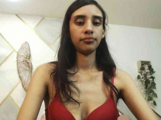 Roxana_ webcam