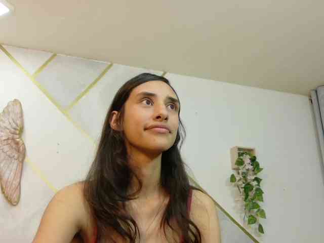 Roxana_ webcam