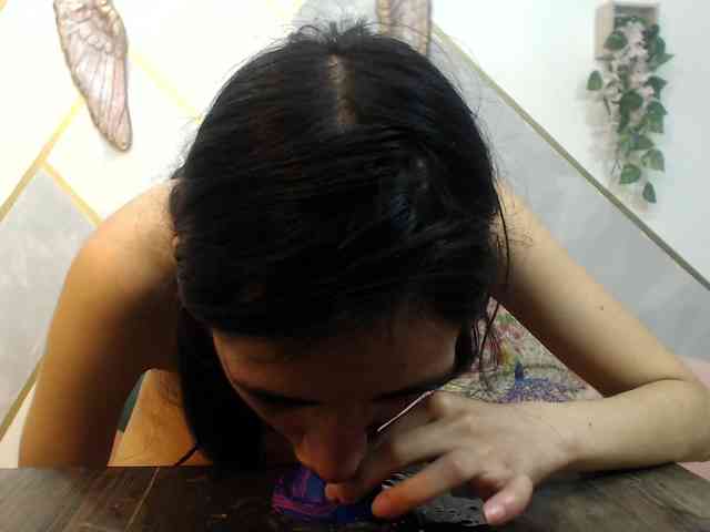 Roxana_ webcam