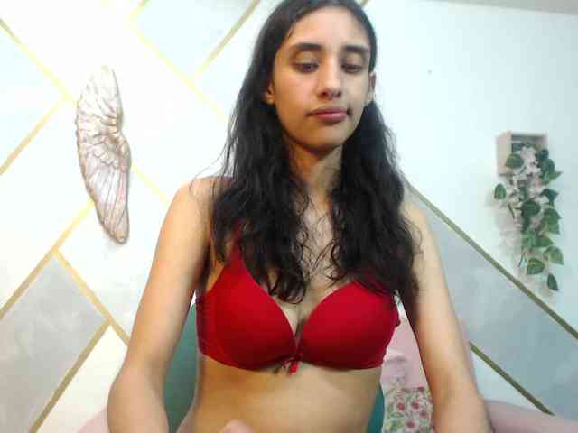 Roxana_ webcam
