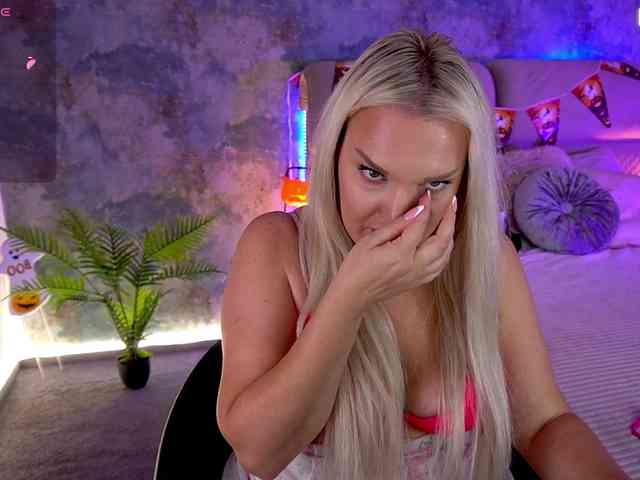 AmelyLoveme webcam