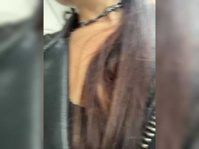 Entrez le videochat erotique avec le
modèle Marianna_ Marianna_