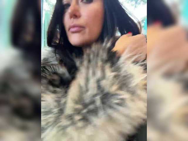 Accedi alla chat con il nickname Marianna_ Marianna_