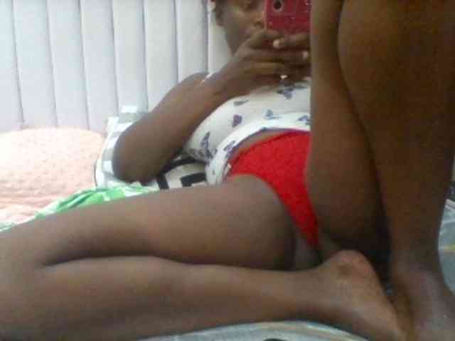 BoobieQueen webcam
