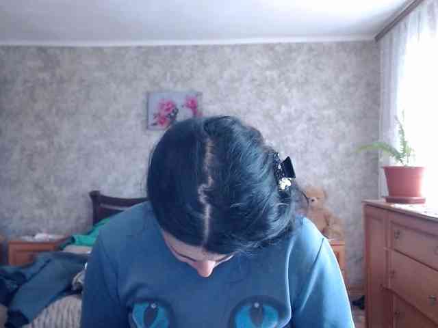 KristiWhite webcam