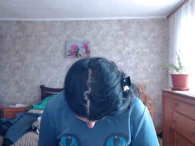 KristiWhite webcam