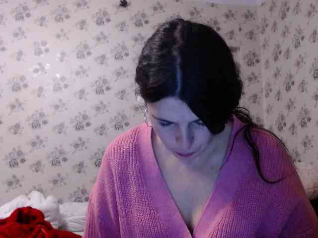 KristiWhite webcam