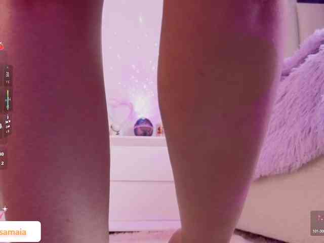LarisaMaia webcam