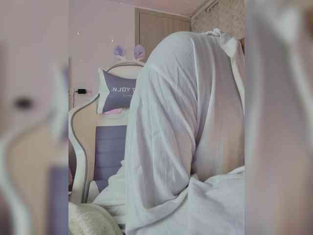 LarisaMaia webcam