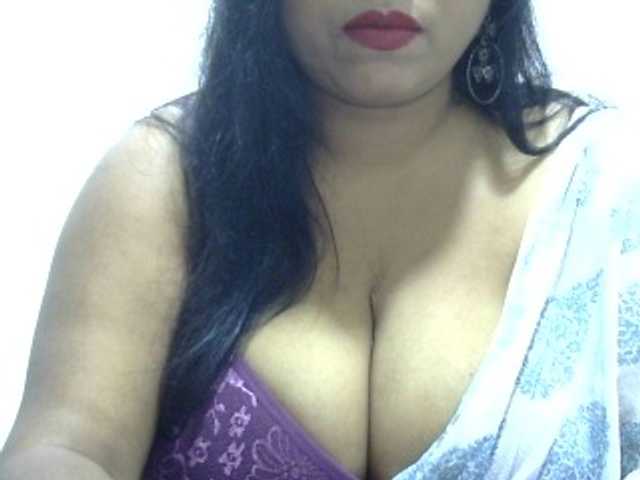 Deepika2397 webcam