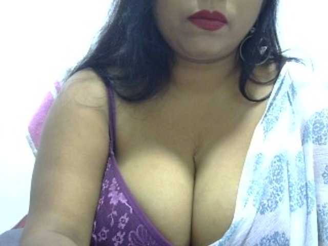 Deepika2397 webcam